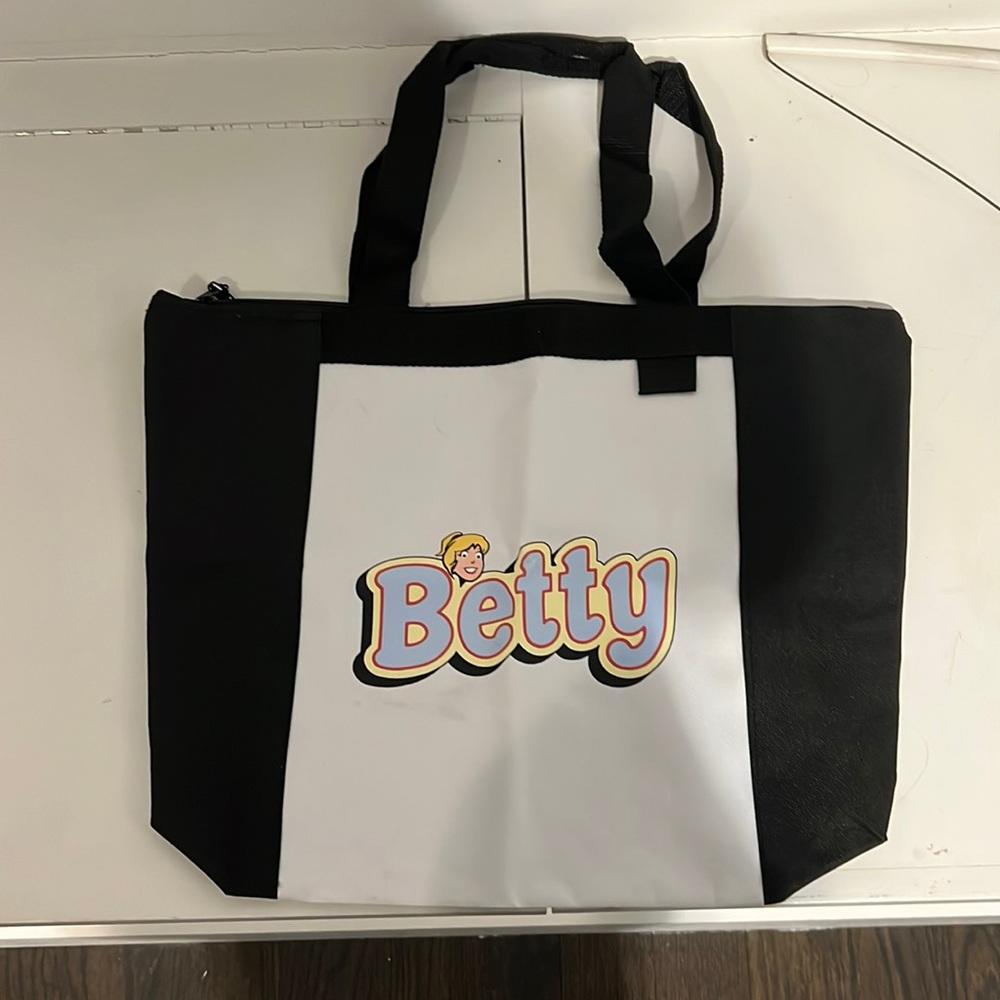 Betty beach bag
